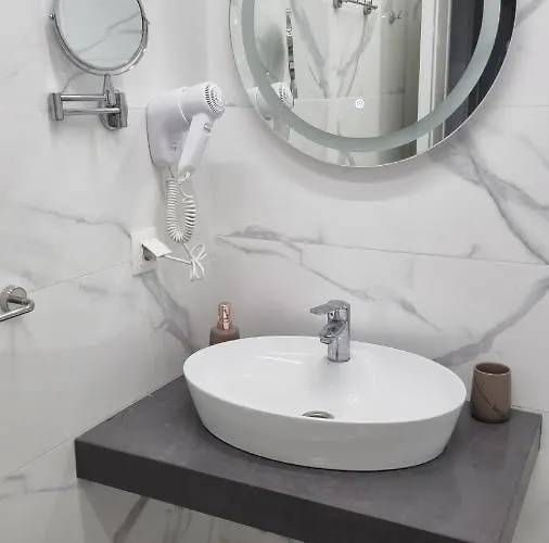 Golden Leaf, Swimming Pool View Appartement Ravda